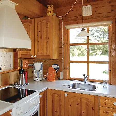 Three-bedroom Holiday In Hjørring