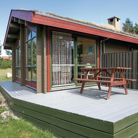 Three-bedroom Holiday In * Hjørring